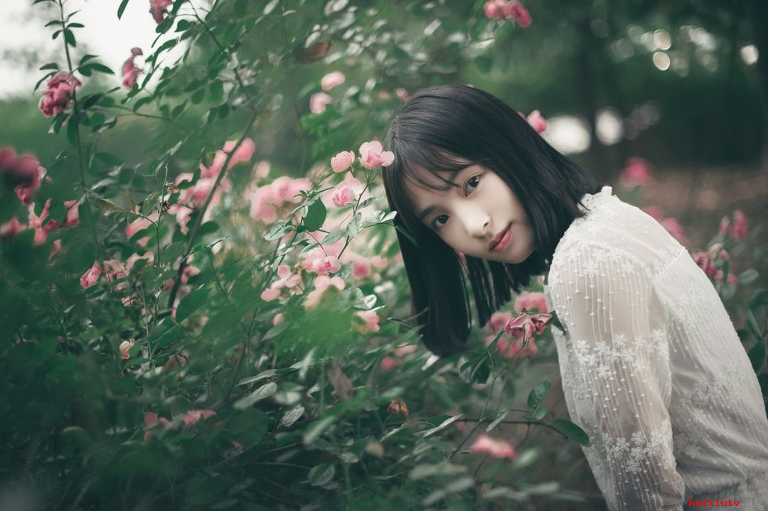直播让美女尖叫的游戏