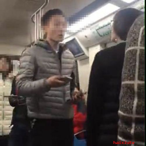 秀场直播 男子地铁辱骂两女薛之谦转发称不要冷漠2