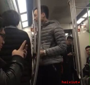 秀场直播 男子地铁辱骂两女薛之谦转发称不要冷漠3