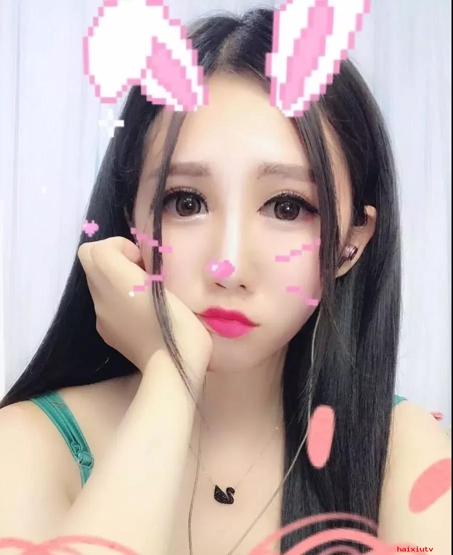 直播重庆女主播这特别的眼睛1